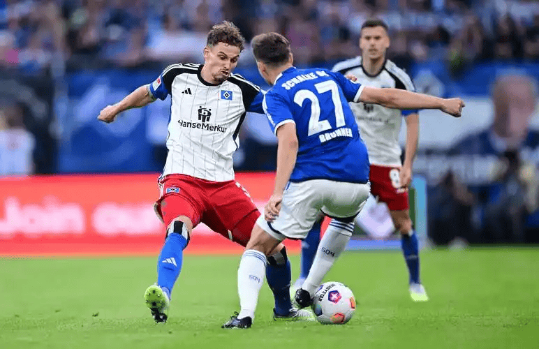 德甲焦点战：圣保利VS汉堡，保级与客场魔咒的较量