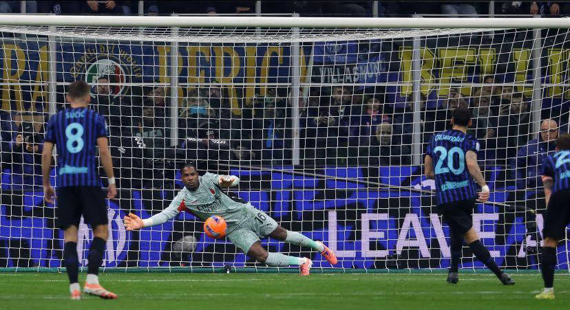 意甲第28轮焦点：迈尼昂是AC米兰最后防线，罗马庆幸躲开尤文压力